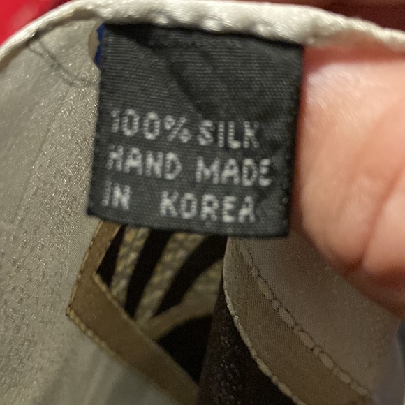 Bundle of four pocket hanky’s - Picture 5 of 7